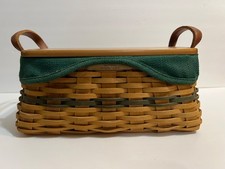 Longaberger 2002 Christmas Traditions Basket With Liner, Lid & Protector picture