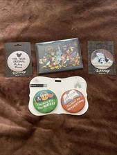 Disney World First Time Starter Pack Autograph Book, 4 Official Buttons picture