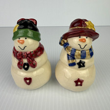Set of 2 Vintage Vigor Ceramic Snowman and Snowwoman Salt & Pepper Shakers picture