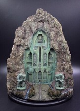 Lord Of The Rings The Gate Of Lonely Mountain Erebor Statue Collection Ornament picture