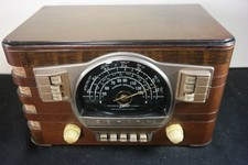 VINTAGE ZENITH 3 BAND WOOD TUBE RADIO ~ NICE picture