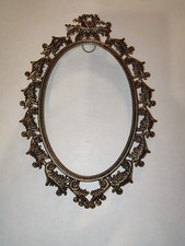 Vintage Ornate Gold Tone Oval Picture Frame Italian Style Filigree Cast Metal picture