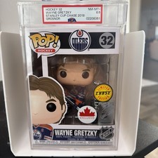 Funko Pop Hockey NHL Legends Wayne Gretzky #32 Vinyl Figure Chase Psa 8.5 NM picture