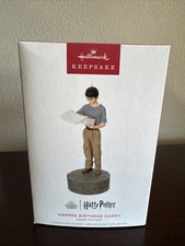 HALLMARK 2024 HAPPY BIRTHDAE HARRY HARRY POTTER ORNAMENT picture
