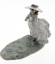Damaged Missing Kitty Cart and a Hand Lladro Girl #6141 9.25x9