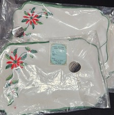 Vintage Linen Christmas Cocktail Napkins Poinsettia Embroidery 6 x 9 Lot of 5 picture