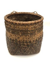 ANTIQUE BORNEO BASKET TRIBAL SEED CARRIER SPLIT RATTAN INDONESIA RARE VINTAGE picture