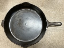 Vintage Unmarked Wagner Ware Cast Iron Skillet #12 picture