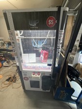 BARBER CUT LITE Prize Redemption Arcade Machine - Cut the Rope Skill Game picture
