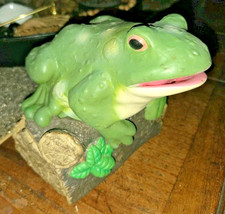 Vintage Gemmy Halloween Singing Frog Croaks Plays Spiders and Snakes RARE picture