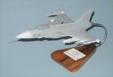 Swedish Air Force Saab JAS-39 Gripen Desk Top Display Jet Model 1/48 SC Airplane picture
