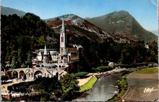 Basilica and Gave Lourdes France Vintage Postcard 5P21-8 picture