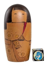 Vintage Creative Kokeshi Doll Girl in Floral Kimono by Ohtani Yoshio 5.3