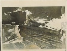 1937 Press Photo Wabash Railroad passenger train derails at Catlin, Illinois picture
