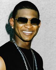 Amazing 8X10 Color Photo of Usher picture