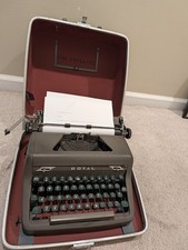 Vintage Royal Quiet Deluxe Typewriter W Case De Luxe Manual Portable 50s Brown picture