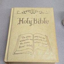 Mendenhall Holy Bible King James Version (KJV) Cream/Gold Hardcover picture