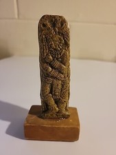 VINTAGE ARTE-MEX MEXICO AZTEC SACRED RELIGIOUS CARVED SCULPTURE ON WOOD STAND picture