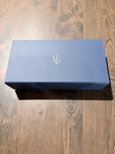 Maserati Levante Desk Set – Luxury Presentation Box w/ Metal Model + Keychain picture