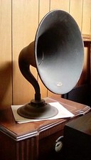 Atwater Kent Horn Speaker@TUBE RADIO with matching Model