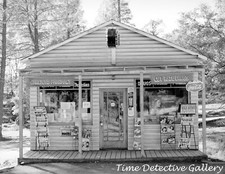 Boomtown Store Near Shasta Dam, California - 1940 - Vintage Photo Print picture