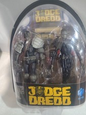SDCC 2022 Judge Dredd VS Judge Death Black & White 1/18 Scale Figure 2 Pack picture