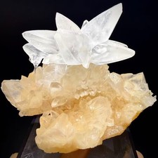 Beautiful Transparent crystalline stone flowers cluster mineral specimen/WENSHAN picture