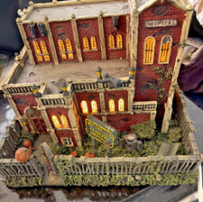 Hawthorne Village Nightmare on Elm Street Westin Hills Hospital Lighted 2007 picture