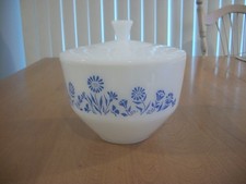 Vintage Federal Glass Covered Bowl Blue Daisy 1.5 Qt w/ Lid picture