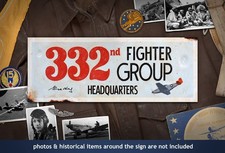 Tuskegee Airmen P-51 Mustang pilot autographed 332nd Fighter Group sign picture