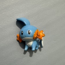 Pokemon Mudkip Keychain Pokeball Figure Basic Fun 2004 Nintendo Vintage picture