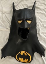 Vintage 1992 DC Comics Batman Returns Rubber Mask/Cowl Keaton Halloween picture