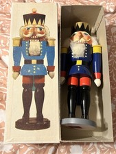 vintage German Nutcracker King handcrafted in Seiffen, Germany, VERO picture