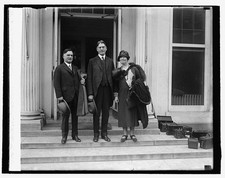 Judge Paul McCormick Mrs Paul McCormick Sec Wilburn 1925 Steps Portrait picture