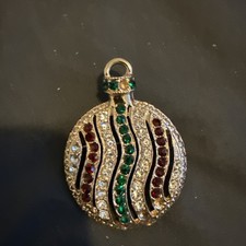 VINTAGE 1960'S RHINESTONE CHRISTMAS ORNAMENT BROOCH - USA picture