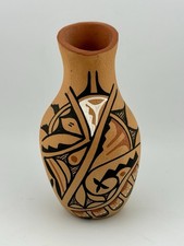 Jemez Pueblo Pottery Vase P Chinana 5½″ Polychrome Signed Hand Coiled 1970s VTG picture