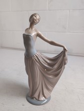 Vintage 1979 Lladro The Dancer #5050 - Retired - MINT CONDITION (No Box) picture