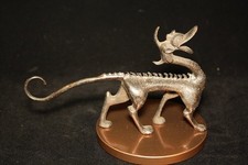 S9000 Vintage Bronze Dragon Protector on All Fours. Statue.  China picture