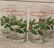 Vintage Holly & berries drinking Glasses Holiday Holly Christmas Red Green x4 picture