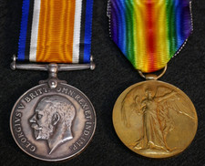 WWI British Army War Medal 1914 - 1918 Sterling Silver & Victory, Lt. C WILLIAMS picture
