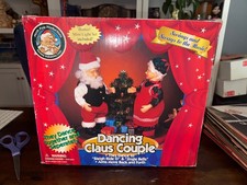 Vintage 1998 Gemmy Dancing Claus Couple Santa Mrs Claus Animated Musical Works B picture