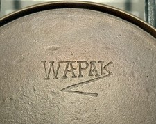 Wapak #8 Z-Logo Cast Iron Round Griddle, Sits Flat, Wapakoneta OH 1903-1926 picture
