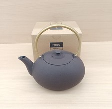 WAZUQU FUKU iron teapot picture