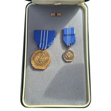 RARE Vtg USDepartment of State Meritorious Honor Award Medal Set Cased 90 Mexico picture