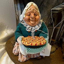 Simpich collection Elf Ivy with pie picture