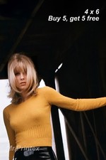 SHARON TATE - Classic Movie Star π 4x6 Collectible Photo - Studio Portrait picture