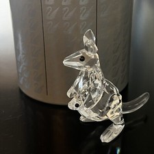 Swarovski Crystal Mother Kangaroo With Baby Figurine Box & COA 7609NR000001 picture