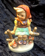 Goebel Hummel Figurine Just Resting 1112 3/0 Mint in Box 4