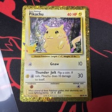 Pokemon TCG Pikachu 58/102 30th anniversary Classic collection NM Gold Border picture
