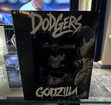 Dodgers Exclusive Godzilla Minus One x Godzilla Plastic Figure Black Toho picture